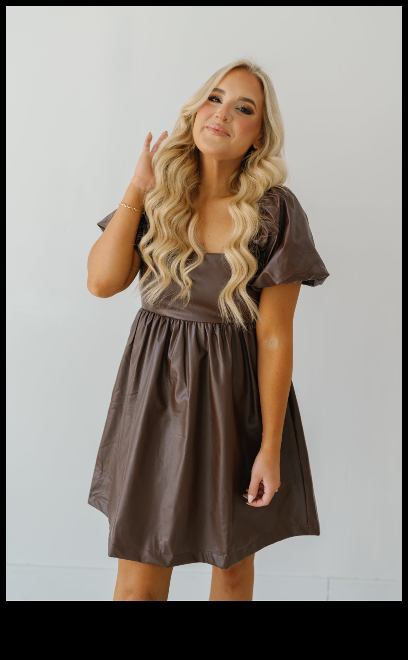 Gatavs uzdzīvojums skrejceļam: Apģērba varenība