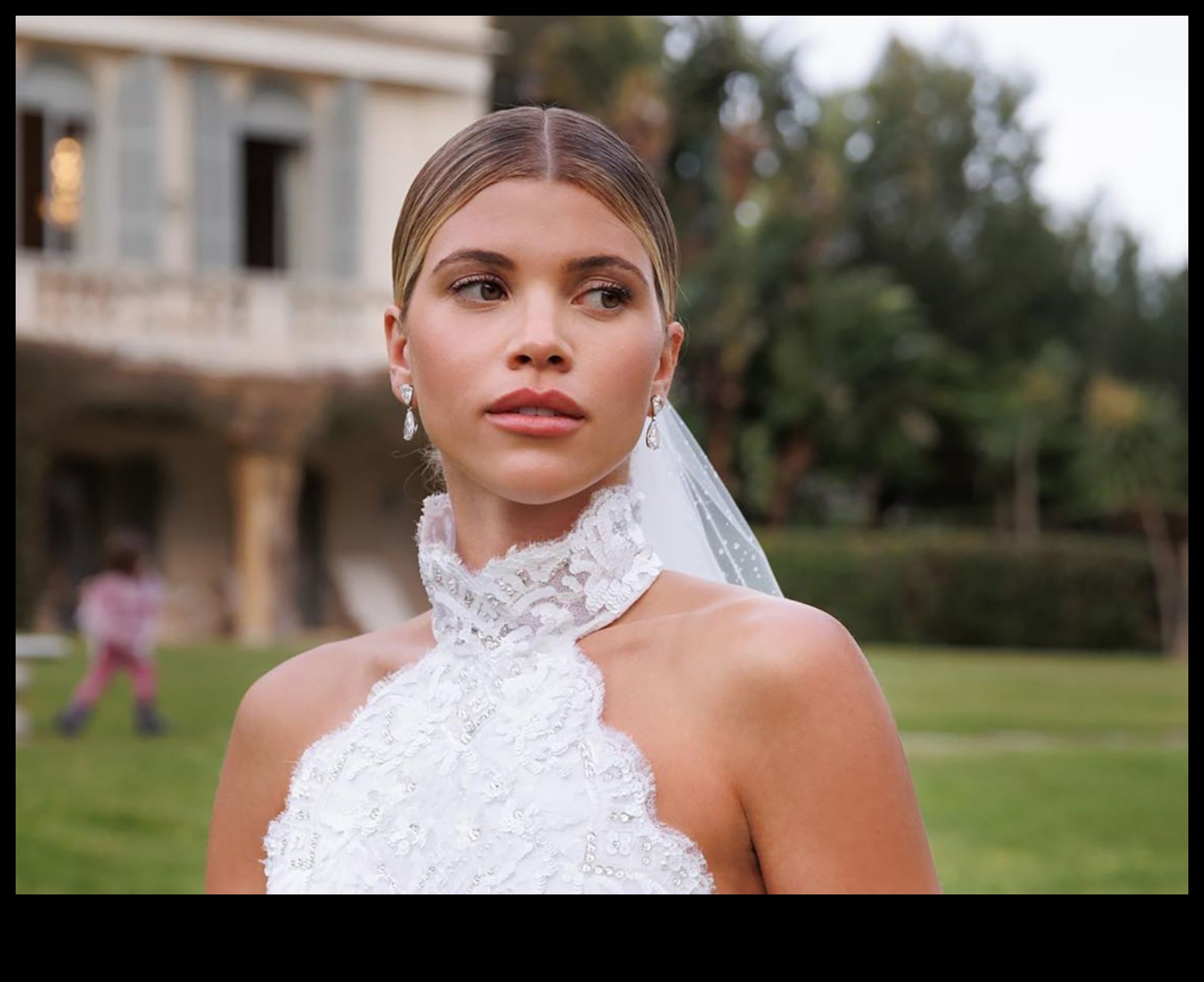 Piesarkusi līgava: skaistumkopšanas padomi katram izskatam