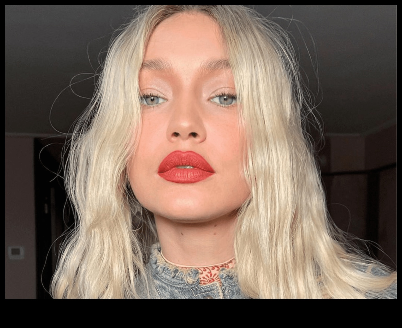 Lūpu krāsu tendences: noturēties uz vietas, izmantojot jaunākos lūpu krāsu stilus