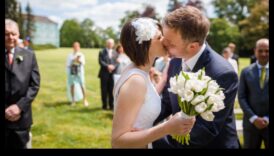 No zvērestiem līdz skūpstiem: mūsu kāzu fotografēšanas stāsts